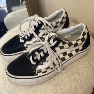 Women’s checkered vans